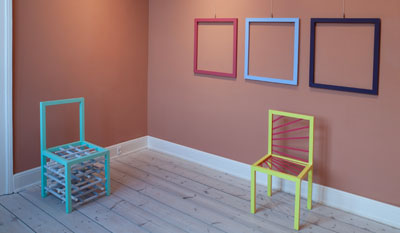 Peter Holm. Titel: GLENN GOULDS CHAIR og to “rammeværker” Uden titel.
